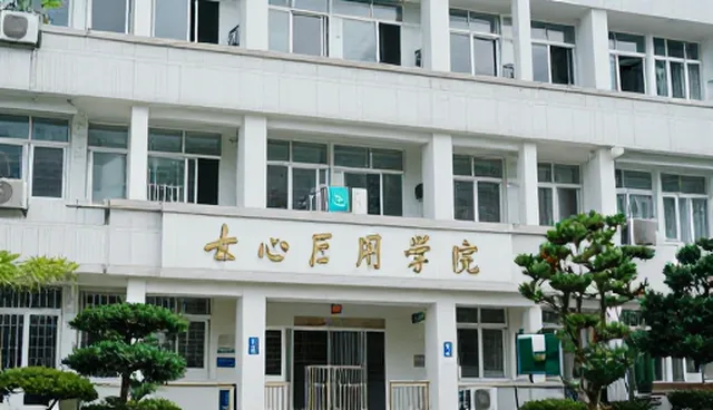 信息发布平台选型关注点：性能与适用条件分析